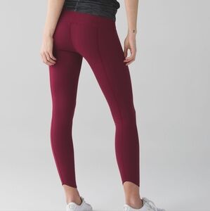 Lululemon Free Spirit Pant Rosewood EUC size 6